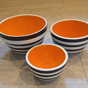 Terramoto Ceramic Set of Three Black/White Striped Nesting Bowls